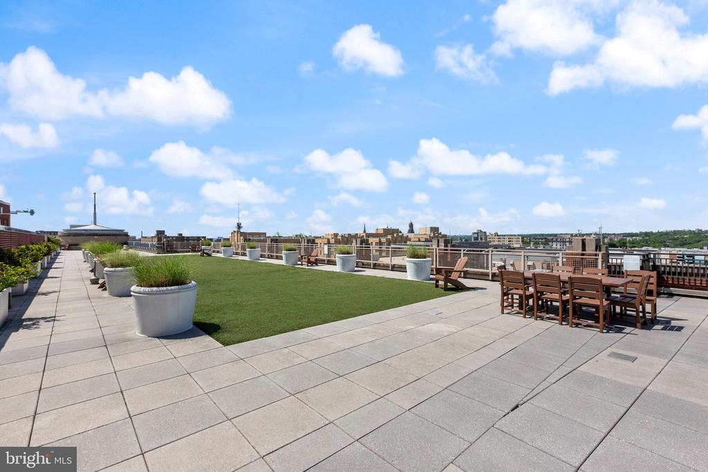 1390 KENYON STREET NW Unit: 517