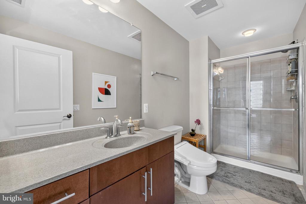 1390 KENYON STREET NW Unit: 517