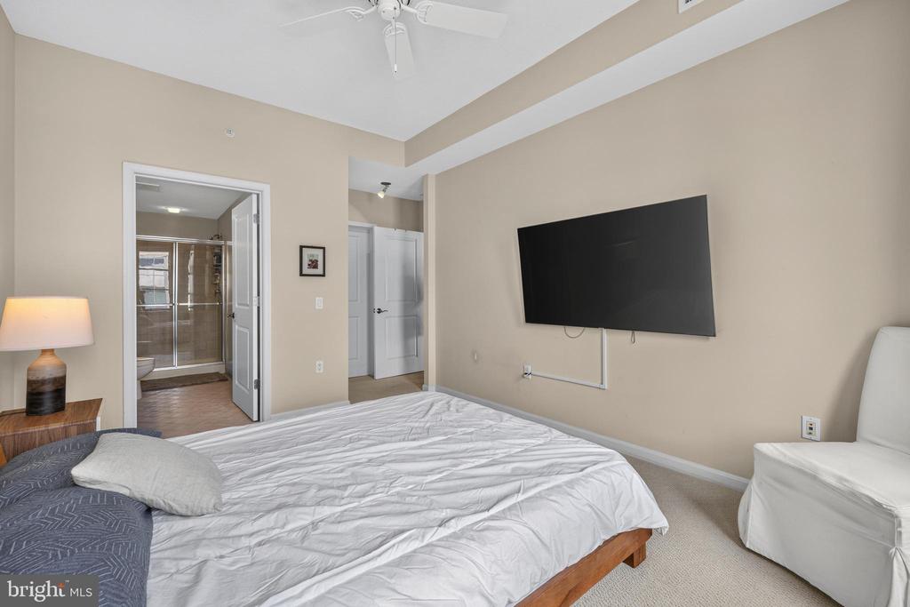 1390 KENYON STREET NW Unit: 517