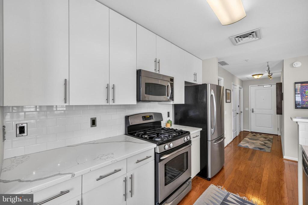 1390 KENYON STREET NW Unit: 517