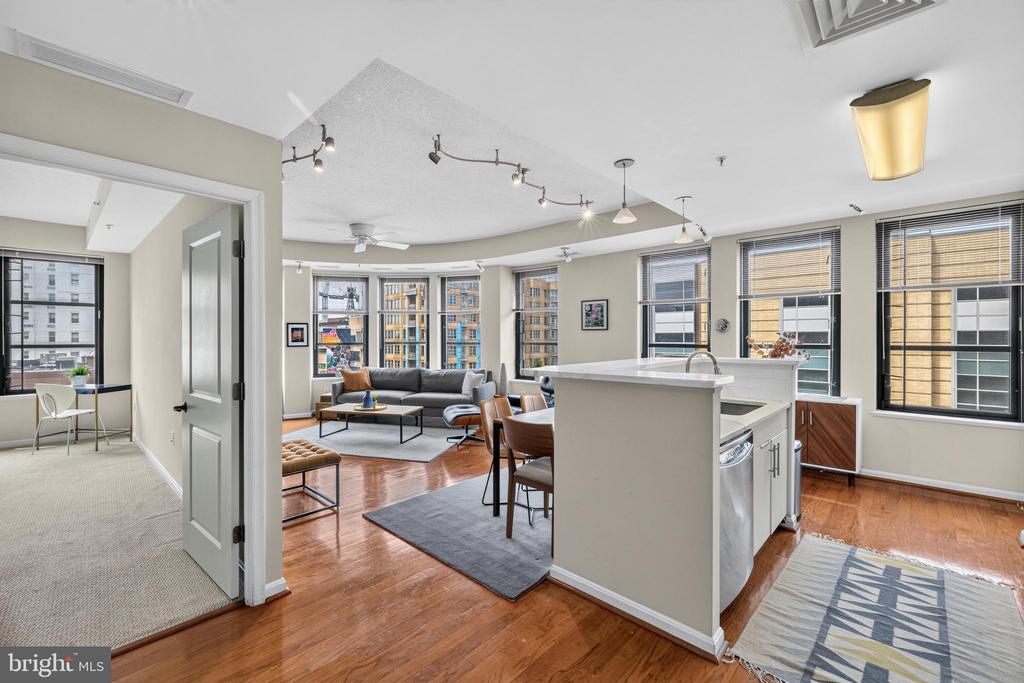 1390 KENYON STREET NW Unit: 517