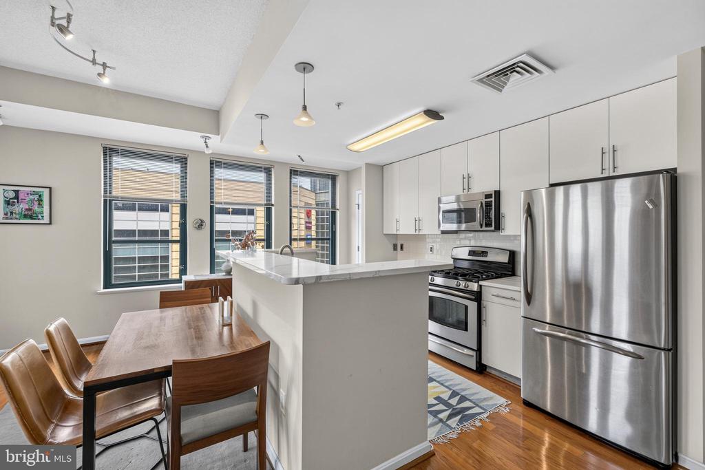 1390 KENYON STREET NW Unit: 517