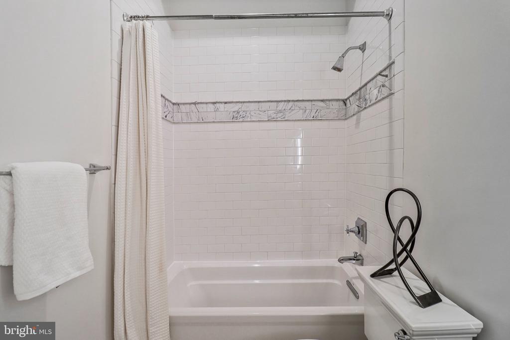 1410 S STREET NW Unit: 1