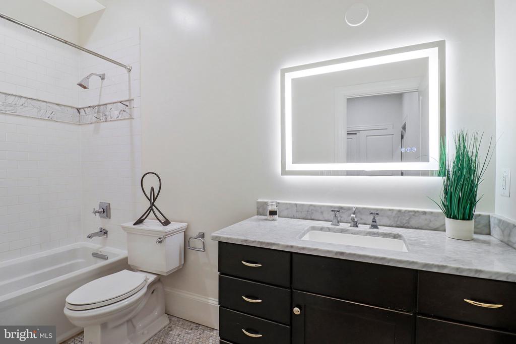 1410 S STREET NW Unit: 1