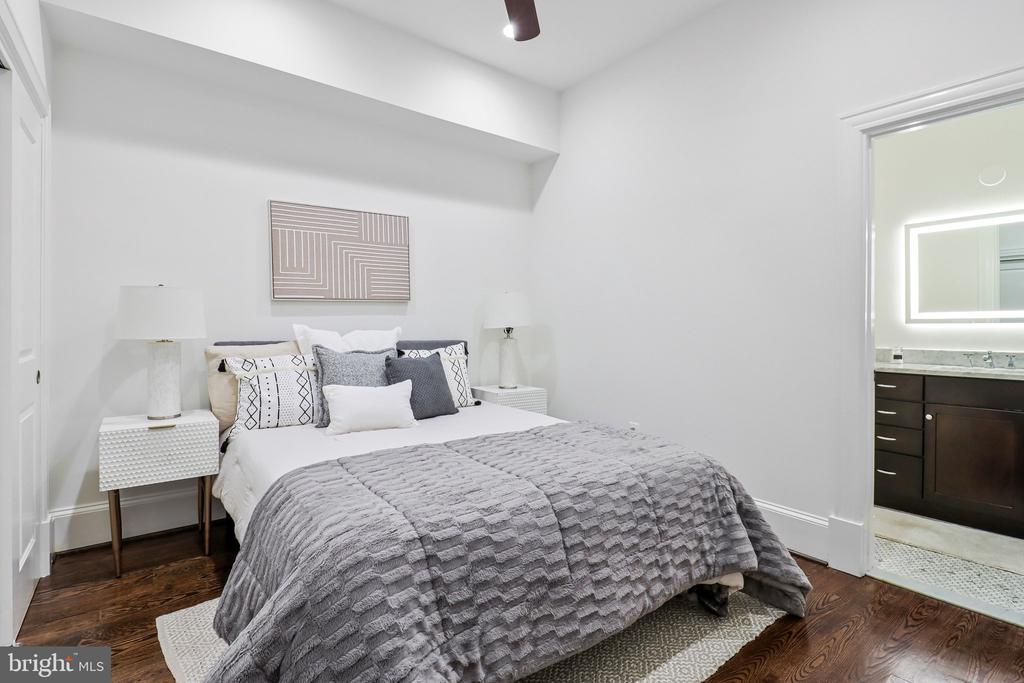 1410 S STREET NW Unit: 1