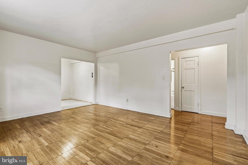 1446 TUCKERMAN STREET NW Unit: 105