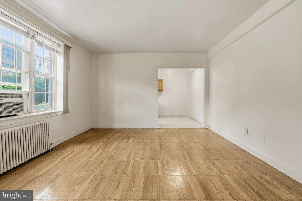 1446 TUCKERMAN STREET NW Unit: 105