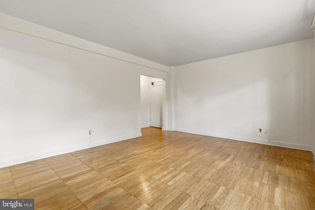 1446 TUCKERMAN STREET NW Unit: 105
