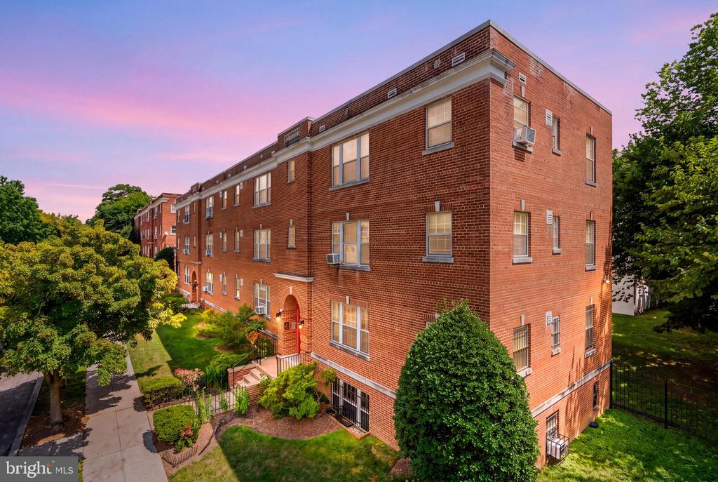 1446 TUCKERMAN STREET NW Unit: 105