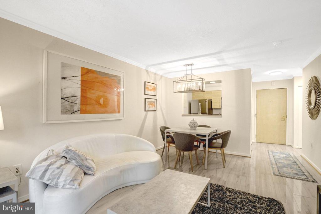 2111 WISCONSIN AVENUE NW Unit: 108