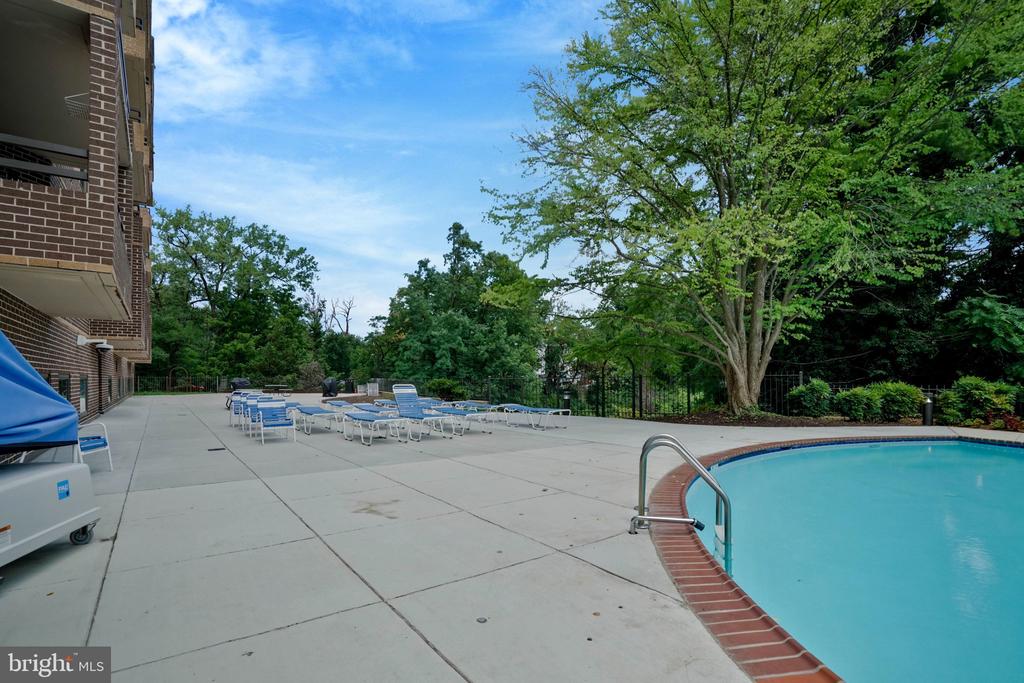 2111 WISCONSIN AVENUE NW Unit: 108