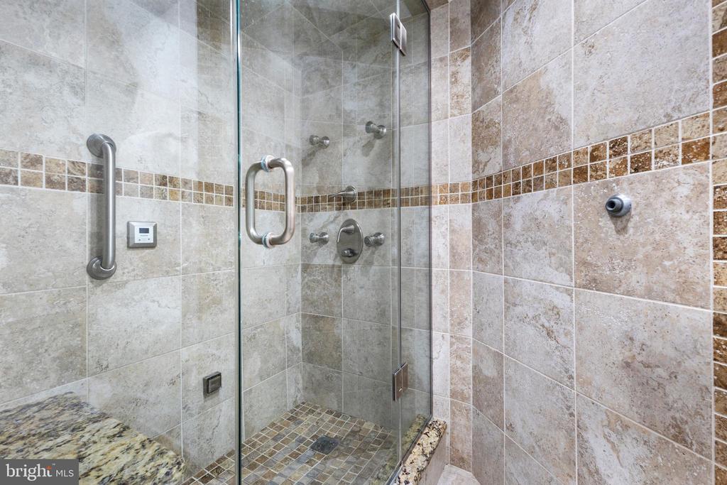 1099 22ND STREET NW Unit: 104
