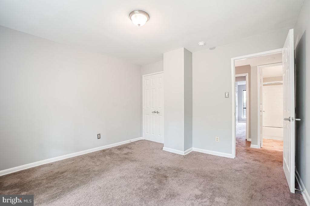 1713 GAINESVILLE STREET SE Unit: 101