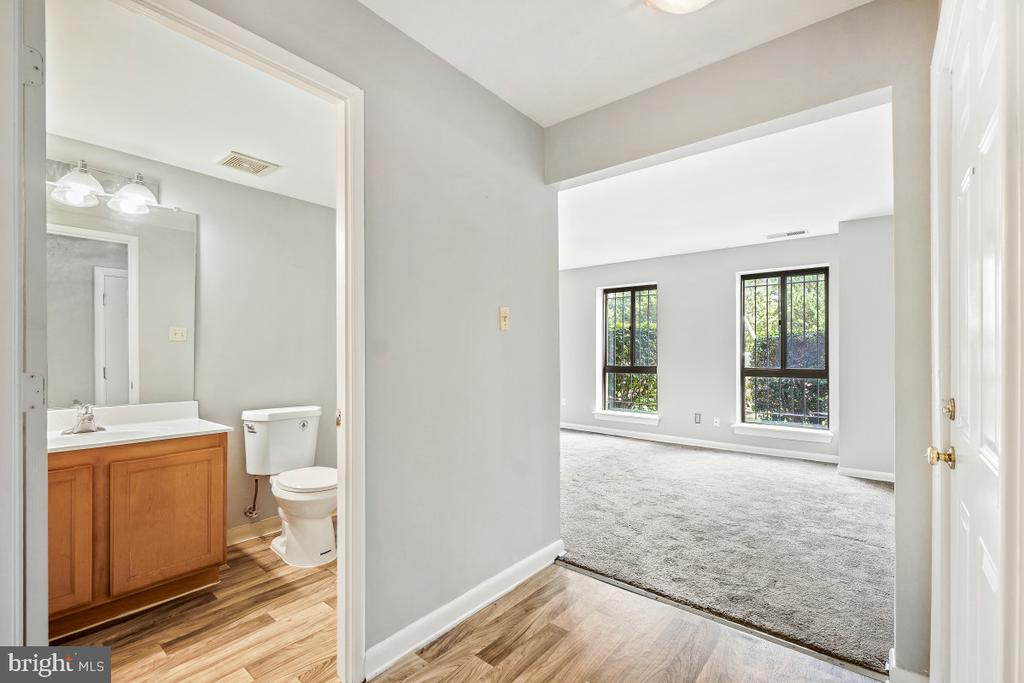 1713 GAINESVILLE STREET SE Unit: 101