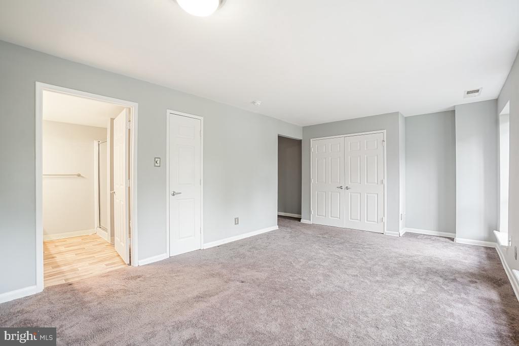 1713 GAINESVILLE STREET SE Unit: 101