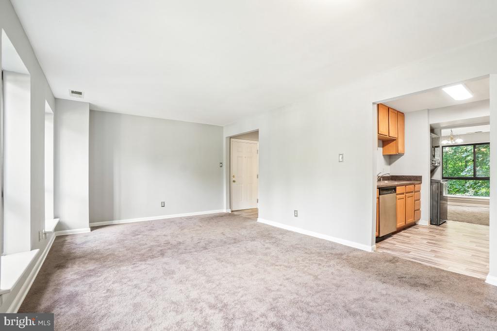 1713 GAINESVILLE STREET SE Unit: 101