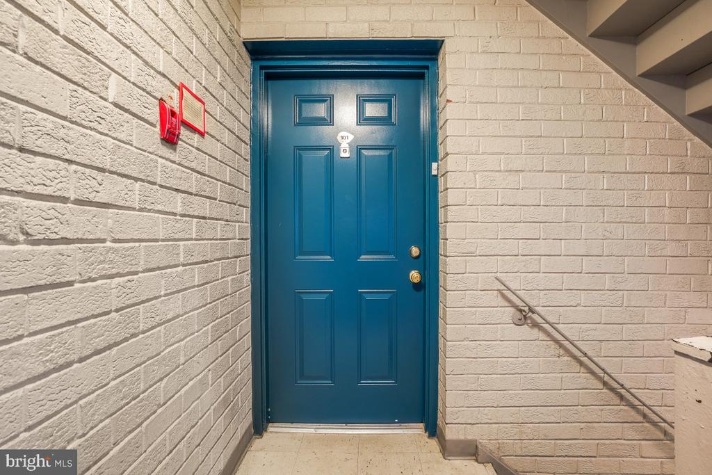 1713 GAINESVILLE STREET SE Unit: 101