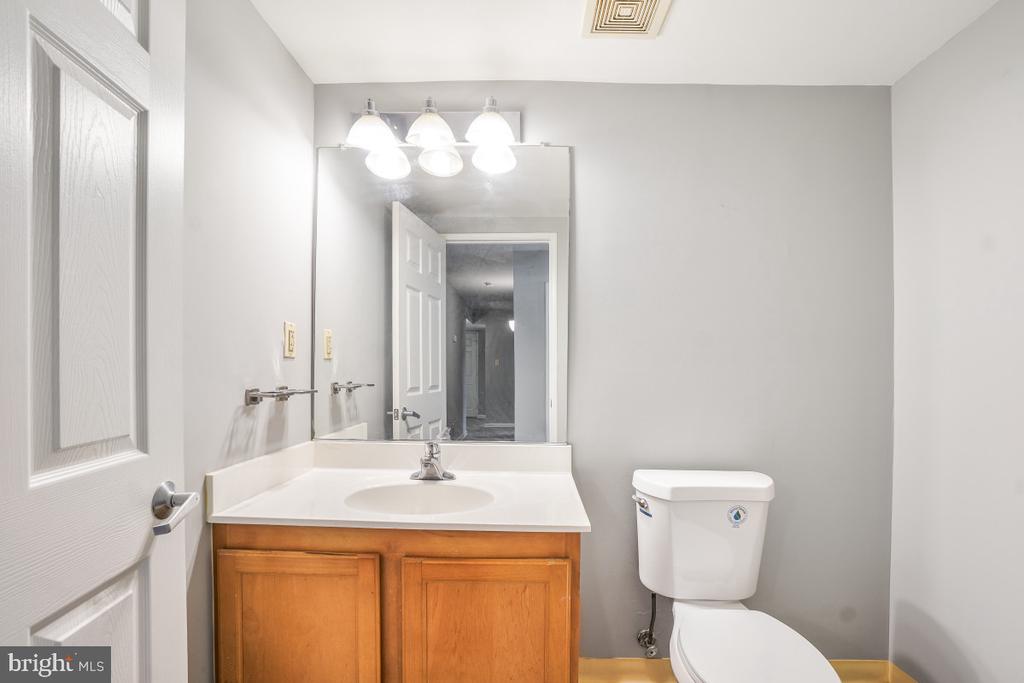 1713 GAINESVILLE STREET SE Unit: 101