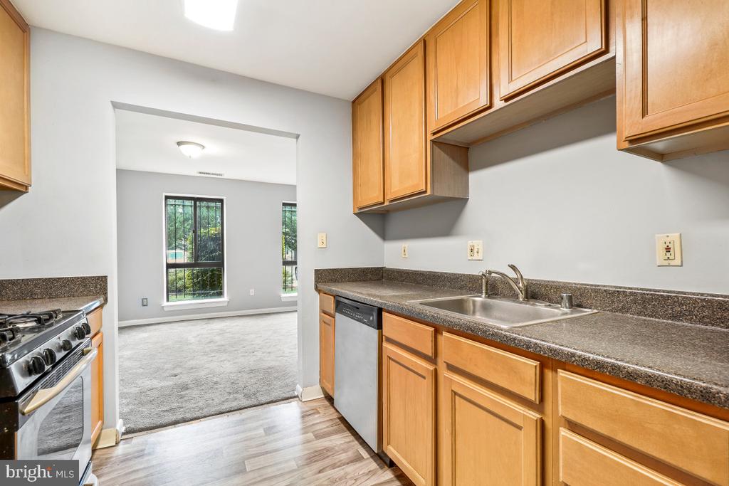 1713 GAINESVILLE STREET SE Unit: 101