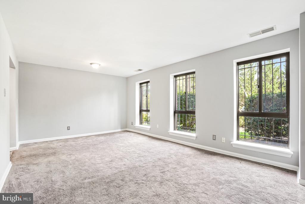 1713 GAINESVILLE STREET SE Unit: 101