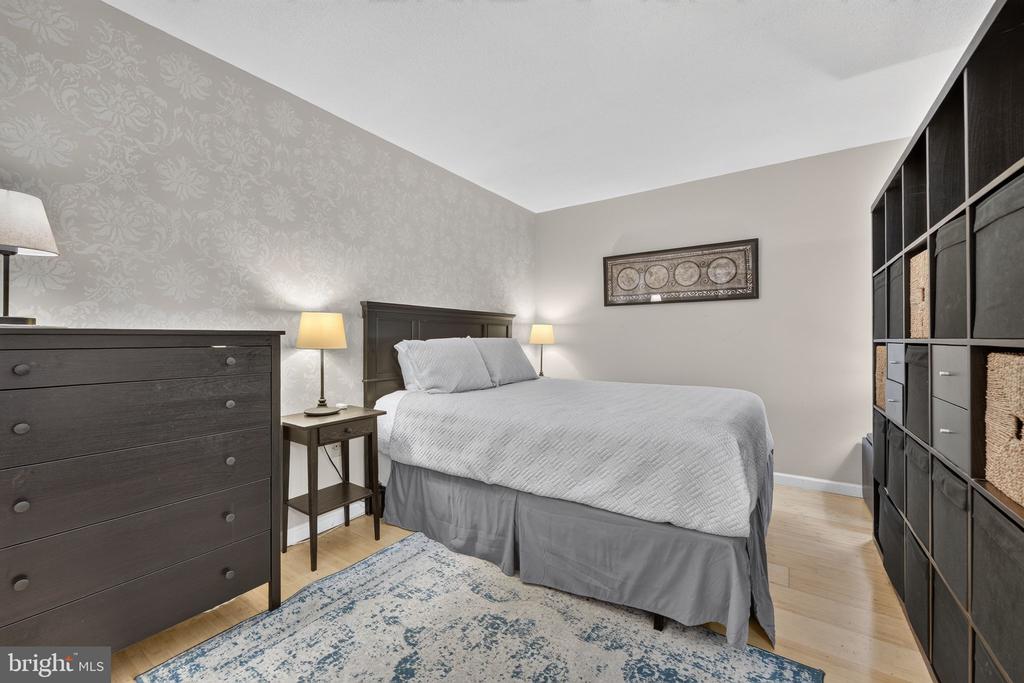 1718 P STREET NW Unit: T9