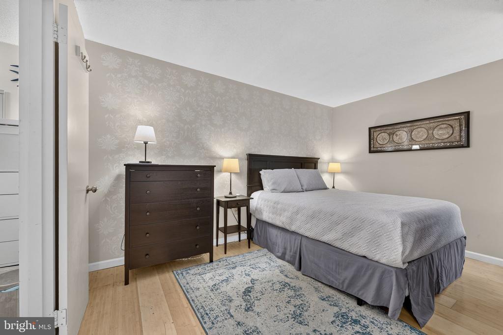 1718 P STREET NW Unit: T9