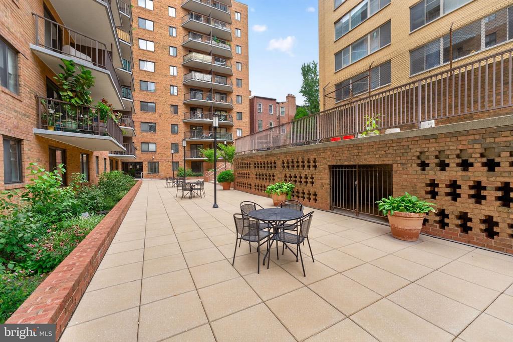 1718 P STREET NW Unit: T9