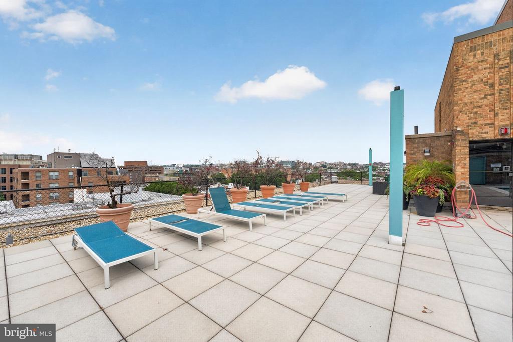 1718 P STREET NW Unit: T9