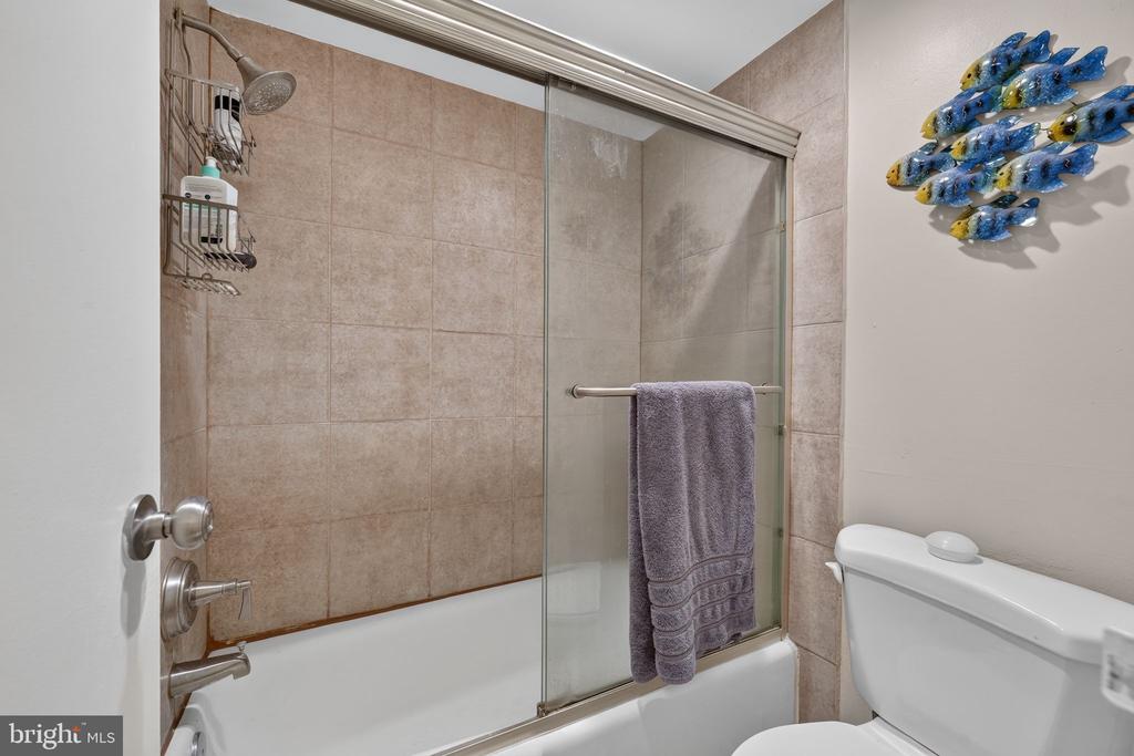 1718 P STREET NW Unit: T9