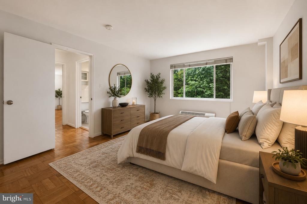 4114 DAVIS PLACE NW Unit: 213