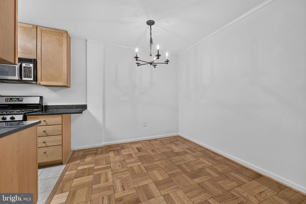 4114 DAVIS PLACE NW Unit: 213