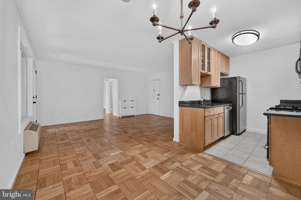 4114 DAVIS PLACE NW Unit: 213