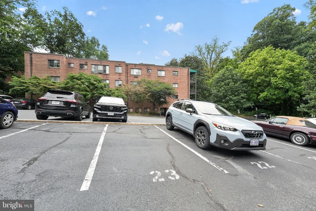 4114 DAVIS PLACE NW Unit: 213