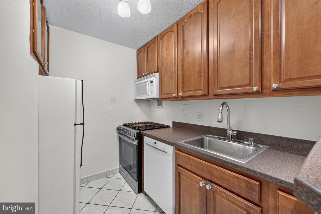 1301 20TH STREET NW Unit: 110