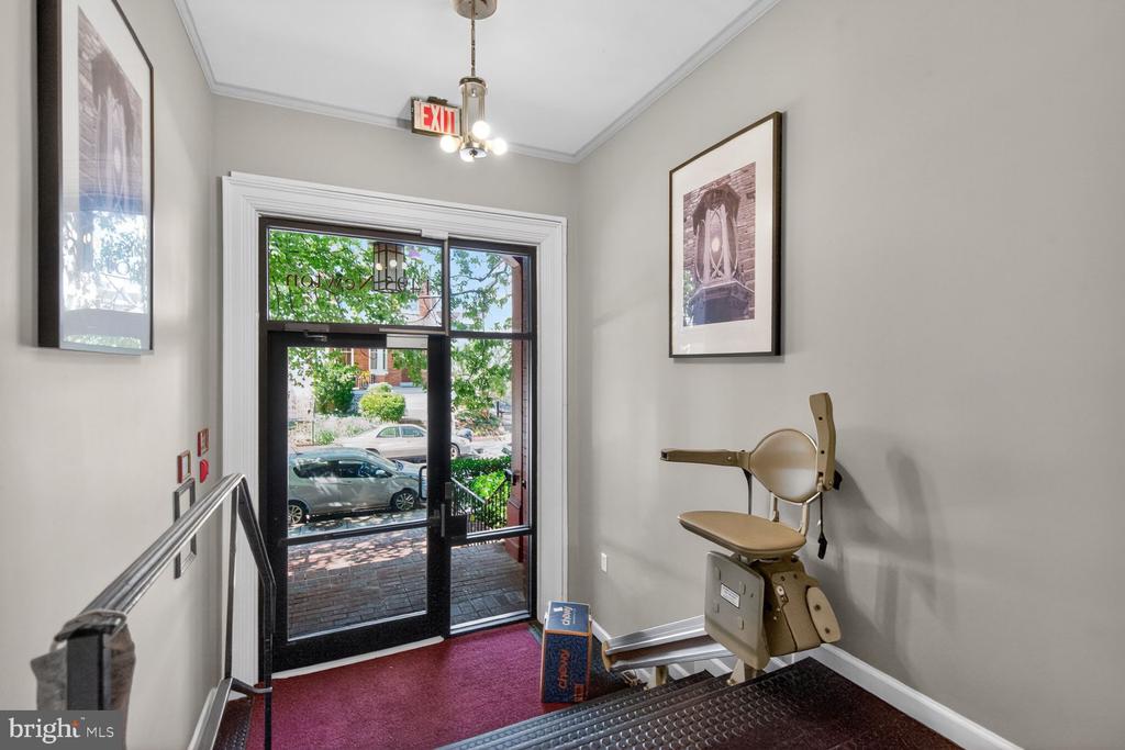 1495 NEWTON STREET NW Unit: B102