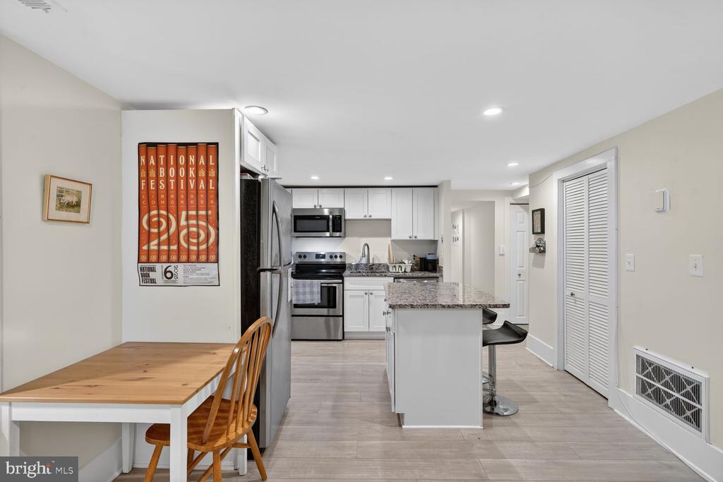 1495 NEWTON STREET NW Unit: B102