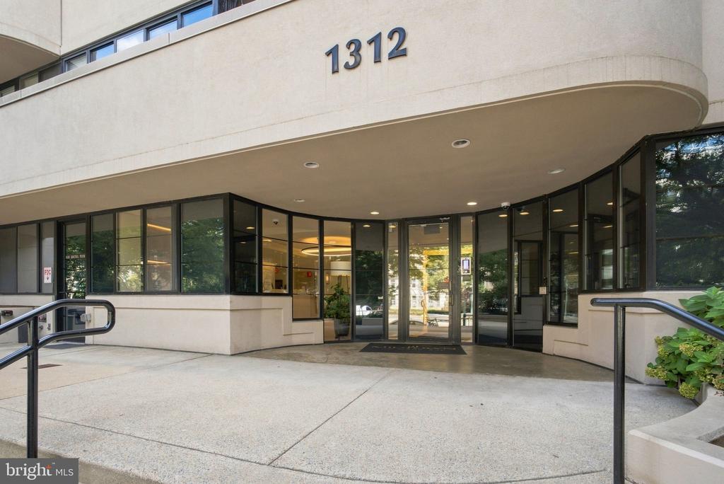 1312 MASSACHUSETTS AVENUE NW Unit: 802