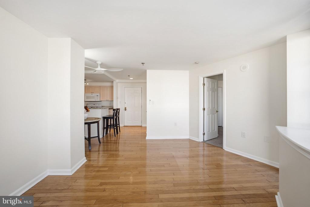 1312 MASSACHUSETTS AVENUE NW Unit: 802