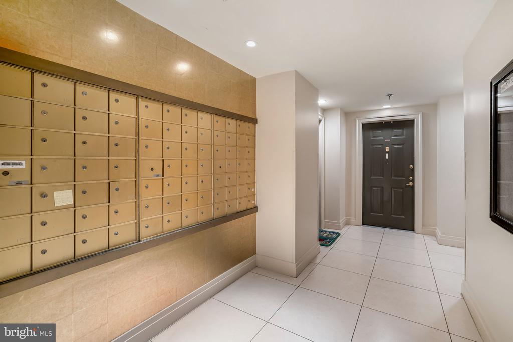 1312 MASSACHUSETTS AVENUE NW Unit: 802