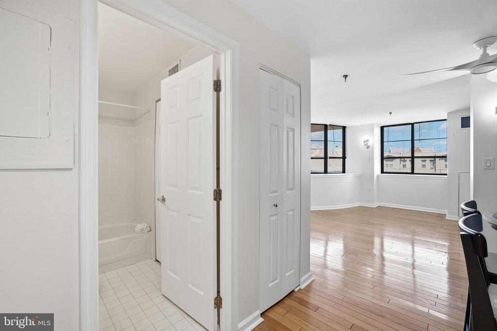 1312 MASSACHUSETTS AVENUE NW Unit: 802