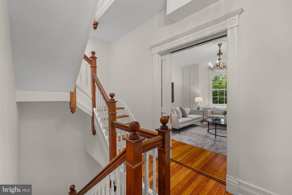 131 NORTH CAROLINA AVENUE SE