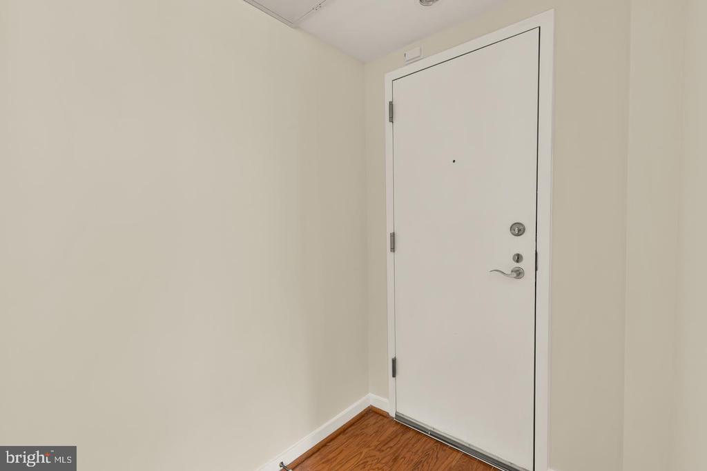 3534 10TH STREET NW Unit: 200