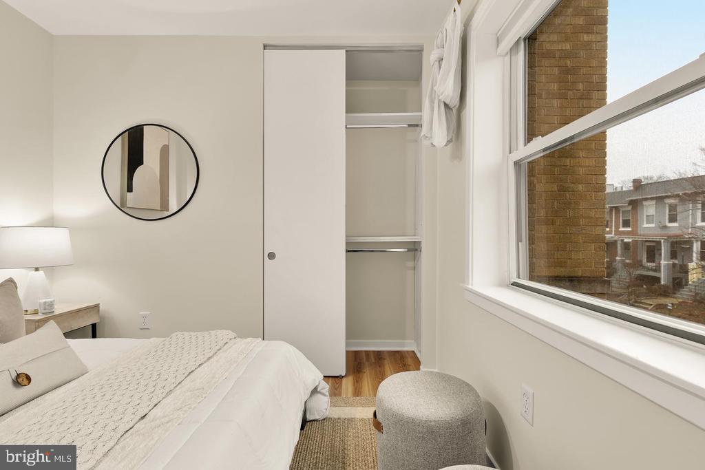 3534 10TH STREET NW Unit: 200