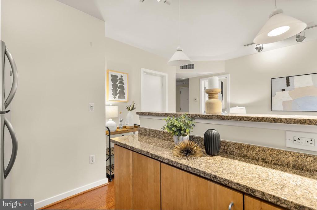 3534 10TH STREET NW Unit: 200