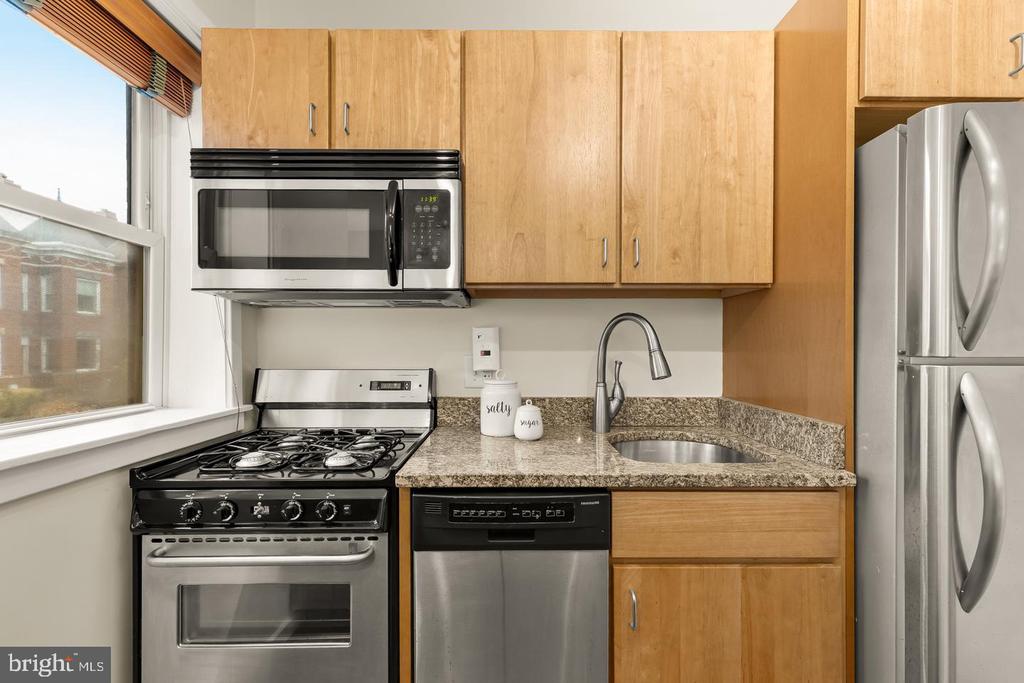 3534 10TH STREET NW Unit: 200