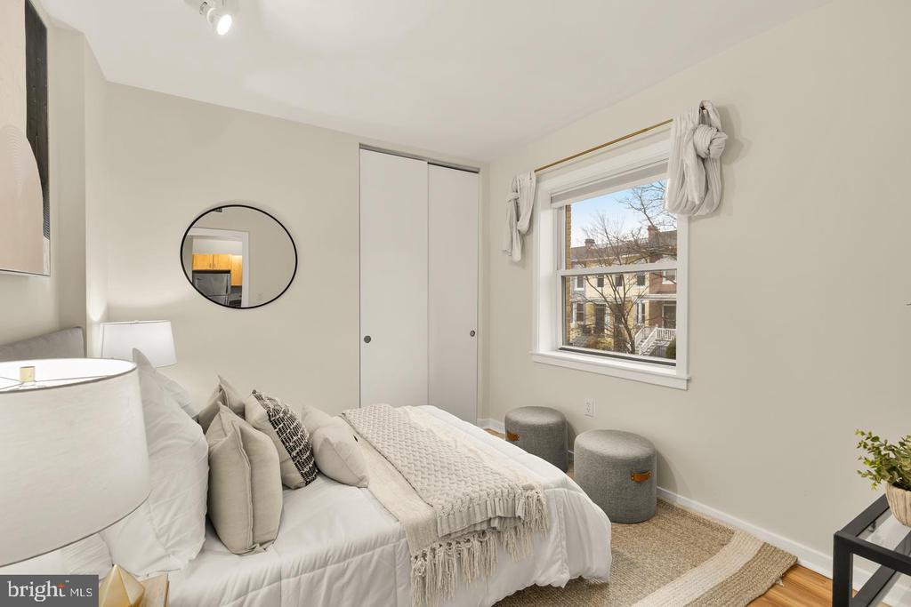 3534 10TH STREET NW Unit: 200