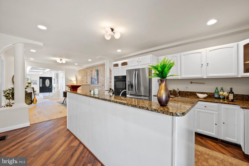 1020 6TH STREET NE