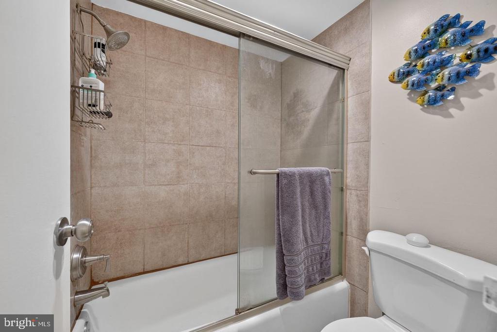 1718 P STREET NW Unit: T9