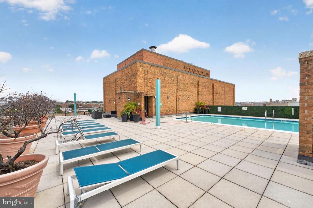 1718 P STREET NW Unit: T9