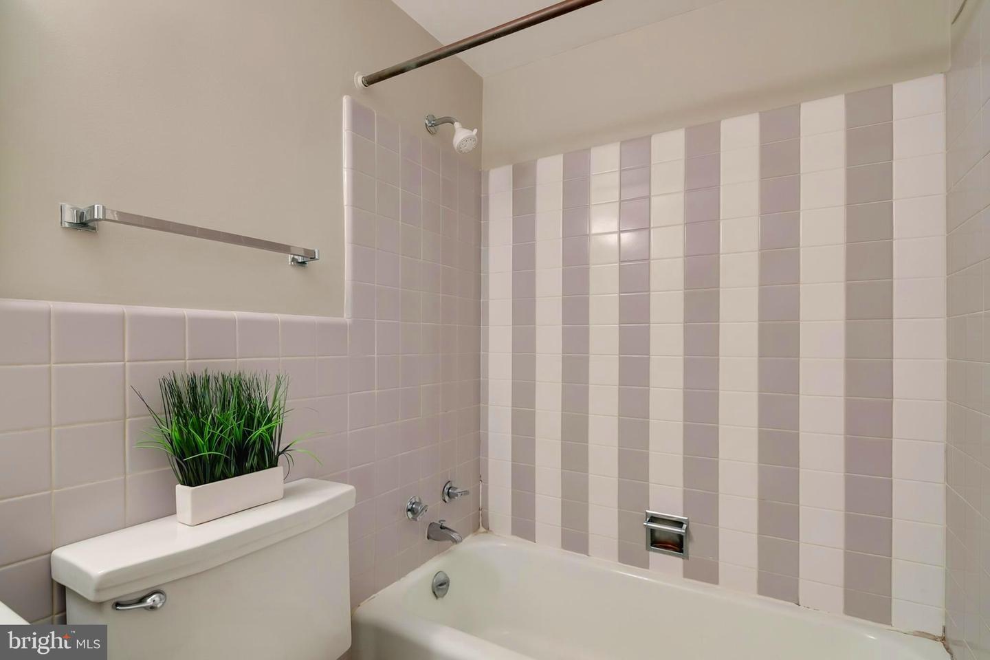 2475 Virginia AVENUE NW Unit: 519